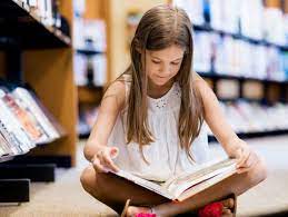 Да, хората все още купуват книги