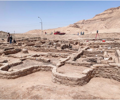 Археолози откриха в Египет „изгубеният златен град” на повече от 3000 години