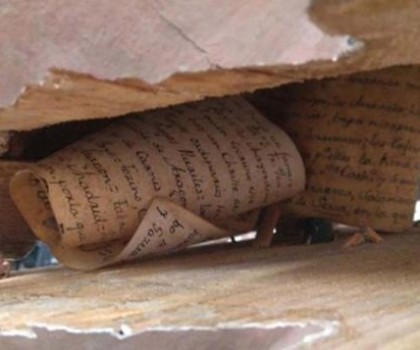 Стари ръкописи, открити в малка църква в Бургос…